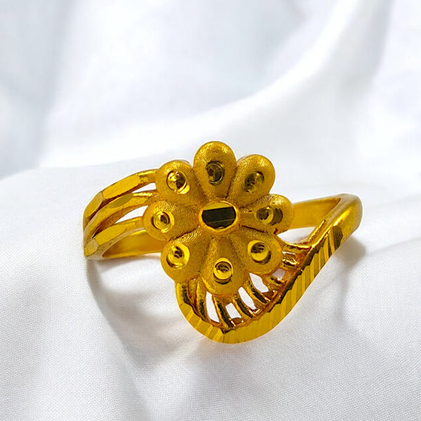 ReelQueen Ring